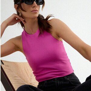 Kada The Sculpt Racerback Crop in Fucshia